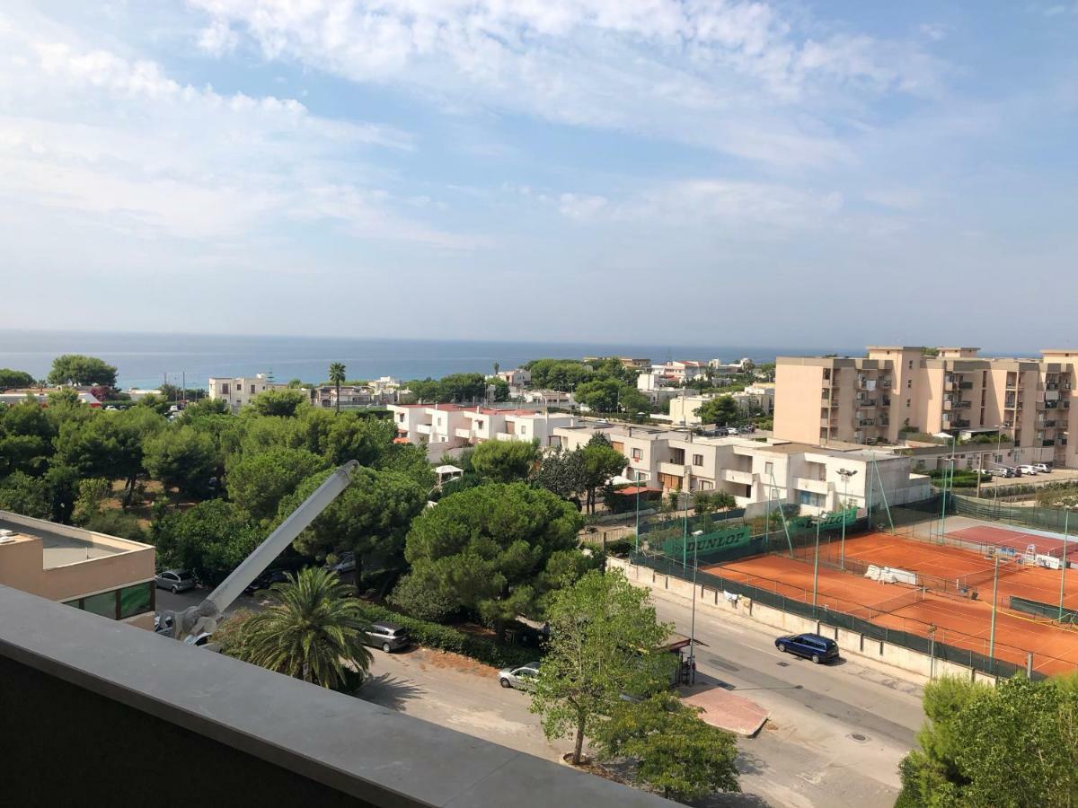 B&B Miramare Suite Tarente Buitenkant foto